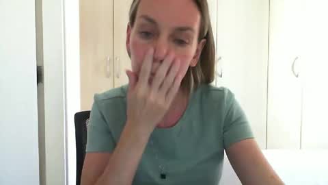 Snapshot of crazyanny chatting on March 12, 7:06 pm Anny online show from March 12, 7:06 pm