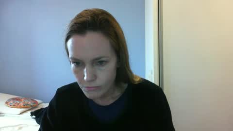 Snapshot of crazyanny chatting on October 8, 10:46 am Anny online show from October 8, 10:46 am