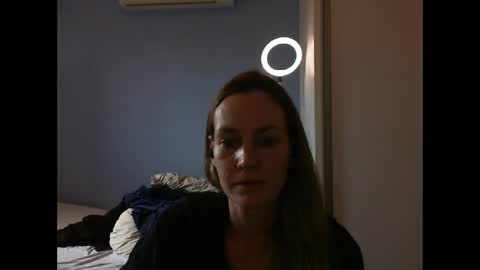 Snapshot of crazyanny chatting on November 4, 3:55 pm Anny online show from November 4, 3:55 pm