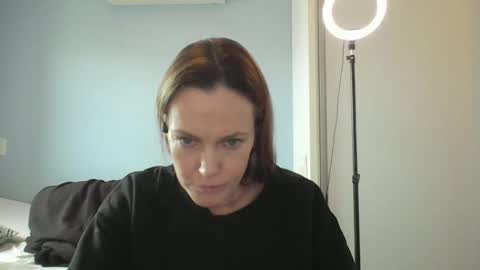 Snapshot of crazyanny chatting on November 25, 10:48 am Anny online show from November 25, 10:48 am