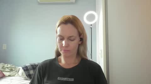 Anny online show from April 23, 10:47 am