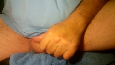 Snapshot of crazybob2001 chatting on November 27, 7:21 am crazybob2001 online show from November 27, 7:21 am