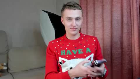 Alex online show from January 9, 6:42 pm