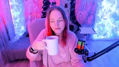 Snapshot of crazybubblegum chatting on March 6, 8:55 am Sam online show from March 6, 8:55 am