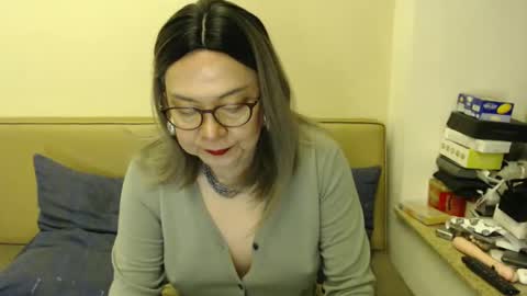 Kelly   online show from December 5, 4:23 pm