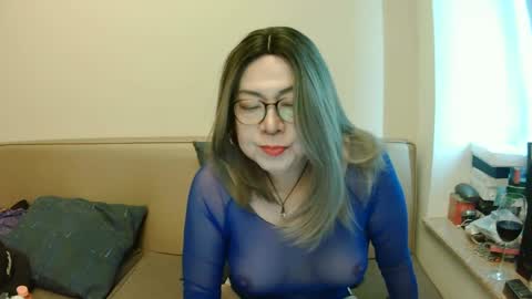 Kelly   online show from February 27, 8:50 am