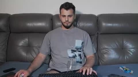 Snapshot of crazydom1 chatting on July 3, 8:37 pm Crazy online show from July 3, 8:37 pm
