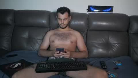 Snapshot of crazydom1 chatting on August 6, 10:11 pm Crazy online show from August 6, 10:11 pm