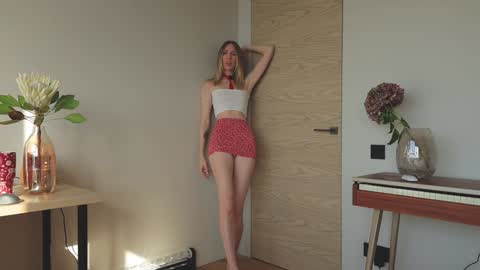 Mari Rehabilitation after surgey 12 -27 november. Support me when i offline C online show from September 25, 3:32 am