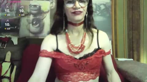 Snapshot of crazyjuny chatting on November 1, 12:12 am CrazyJuny online show from November 1, 12:12 am