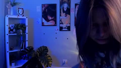 Alice online show from March 3, 1:28 pm