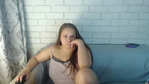 Crazyy Girl  online show from January 20, 4:45 pm