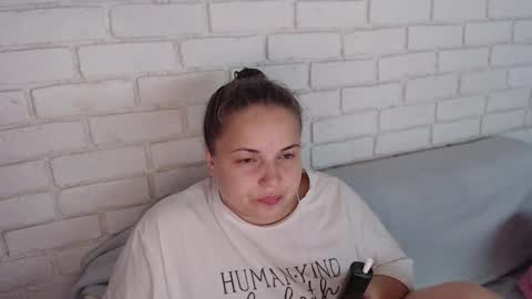 Crazyy Girl  online show from September 22, 1:46 pm