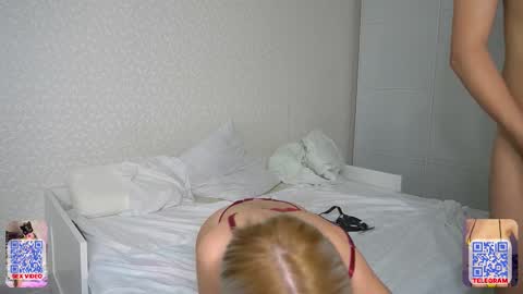 Snapshot of cream_fucks chatting on October 2, 4:36 pm MarcoPolly online show from October 2, 4:36 pm