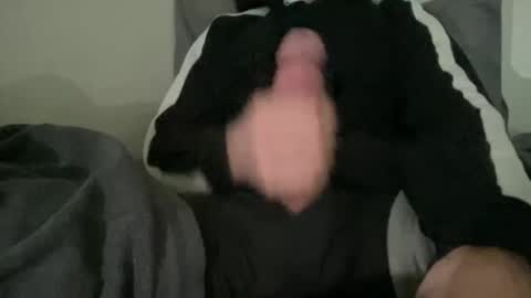 Snapshot of creamness7 chatting on November 3, 4:08 pm creamness7 online show from November 3, 4:08 pm