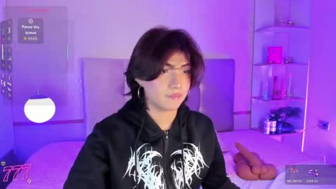 creamy_angelo online show from April 24, 1:13 pm