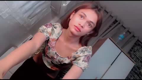 Delilah online show from October 24, 10:00 am