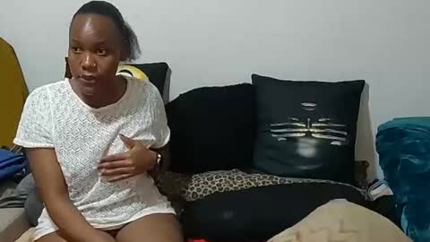 creamyhub online show from November 8, 7:19 am