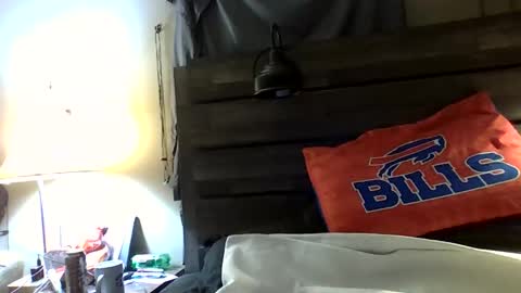 Snapshot of creamymadona chatting on November 9, 1:31 pm Heather online show from November 9, 1:31 pm