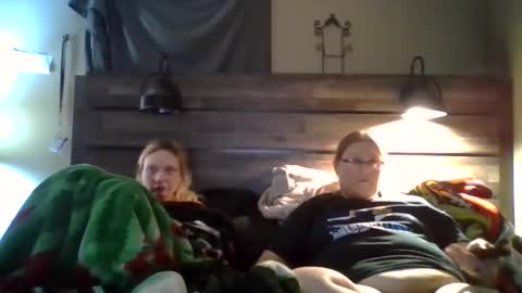 Heather online show from February 19, 4:08 am