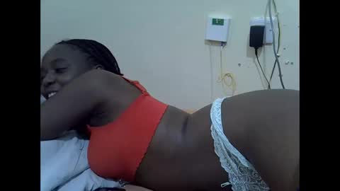 creamyypussyy online show from November 20, 12:16 pm