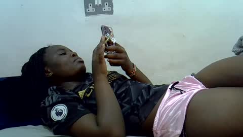 creamyypussyy online show from July 25, 6:55 am