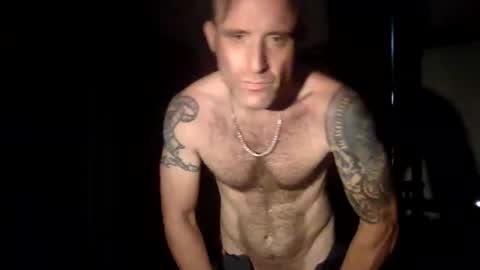 Snapshot of creatorscreationdz chatting on December 16, 10:09 am creatorscreationdz online show from December 16, 10:09 am