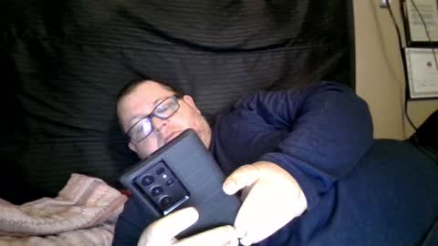 Snapshot of creeeping_death chatting on February 6, 8:45 pm The hopeless romantic online show from February 6, 8:45 pm