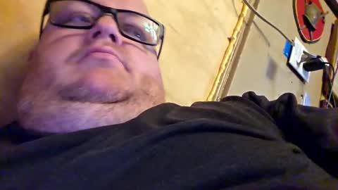 The hopeless romantic online show from December 15, 12:04 am