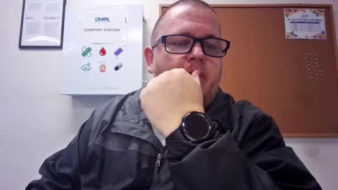 The hopeless romantic online show from December 21, 4:41 am