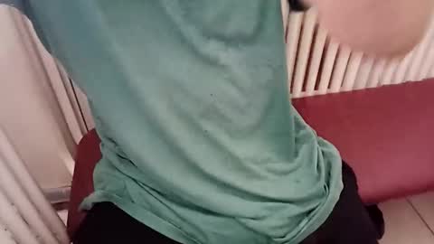 cremjee  online show from September 19, 11:33 am