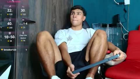 crh58_ online show from December 2, 10:05 pm