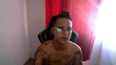 criatian_grey online show from July 21, 7:05 pm