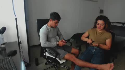 Crimson heart online show from December 19, 2:46 pm