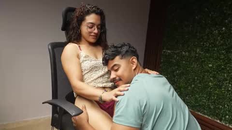 Crimson heart online show from December 4, 1:31 pm