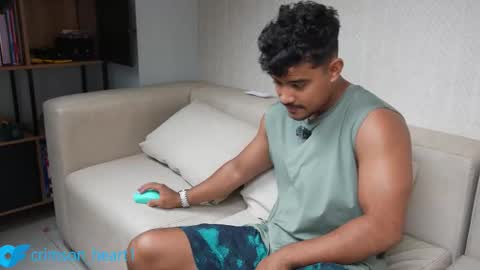 Crimson heart online show from March 15, 3:07 pm