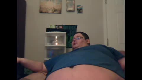 Snapshot of crimsonducki chatting on October 13, 12:54 am Duckie online show from October 13, 12:54 am