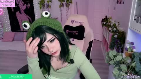 Crimson Kitten online show from March 18, 2:58 am