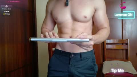 Snapshot of cris2428 chatting on May 14, 1:40 pm cris2428 online show from May 14, 1:40 pm