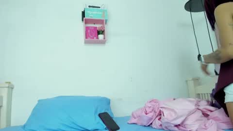 cris_dulce online show from April 22, 8:10 pm