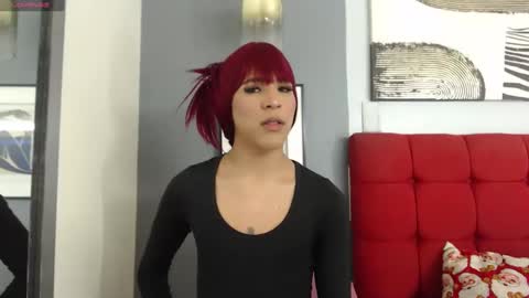 Snapshot of crisevanz18 chatting on December 31, 8:15 am Cris Evanz online show from December 31, 8:15 am