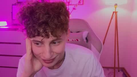 Chris online show from February 22, 6:24 am