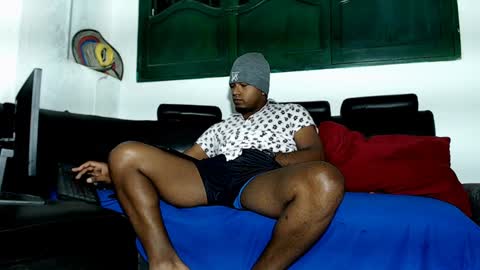 Snapshot of criss1964 chatting on January 19, 3:50 am yereimis y jaider  online show from January 19, 3:50 am