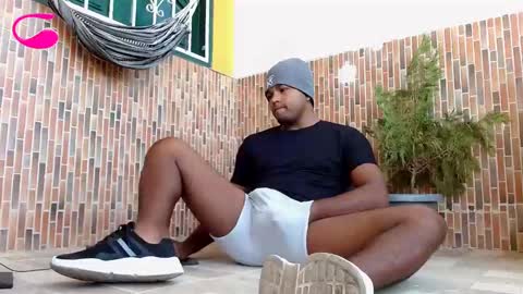 Snapshot of criss1964 chatting on February 23, 6:45 pm yereimis y jaider  online show from February 23, 6:45 pm