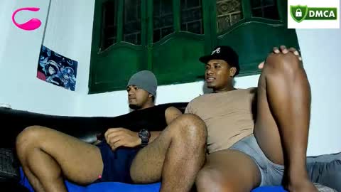 Snapshot of criss1964 chatting on October 10, 2:10 am yereimis y jaider  online show from October 10, 2:10 am