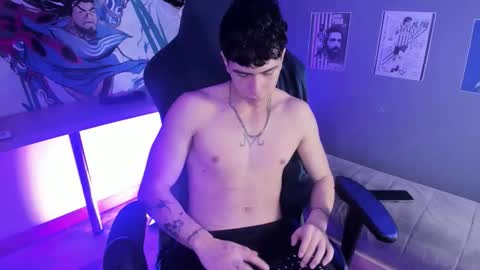 Cris online show from March 4, 2:28 am