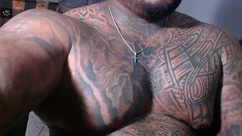 Snapshot of criss_zanders007 chatting on June 11, 6:50 pm criss_zanders007 online show from June 11, 6:50 pm