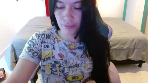 Snapshot of cristal541658 chatting on March 12, 1:50 pm cristal541658 online show from March 12, 1:50 pm