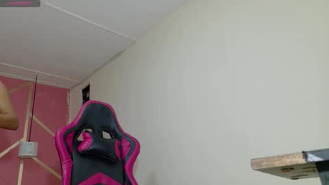 cristal_49 online show from March 2, 12:45 pm