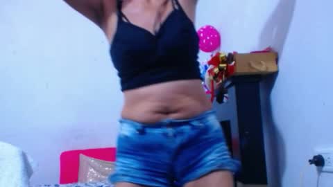 cristal_collins1 online show from February 22, 9:23 am